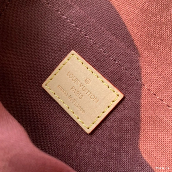 Louis PM Vuitton Favorite 0219